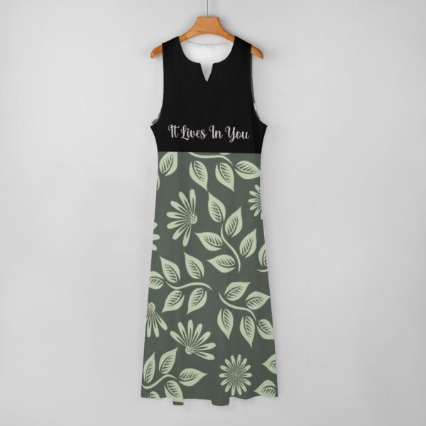 Product Title:
“It Lives In You” Botanical Maxi Dress – Miss Liz Step into the season with grace and purpose in the “It Lives In You” Botanical Maxi Dress - Image 6