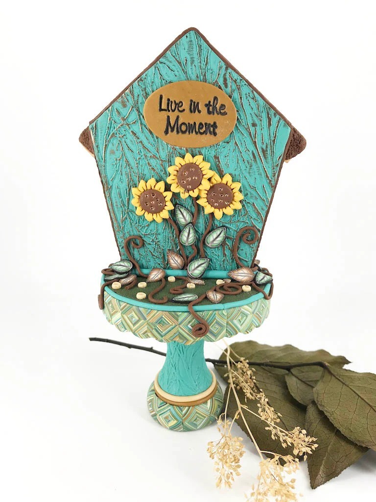 Live in the Moment Cupcake Stand Desk Clock