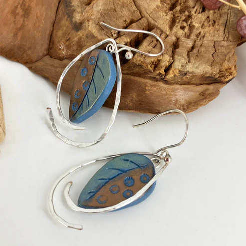 Going Dotty Color Shift leaf earrings